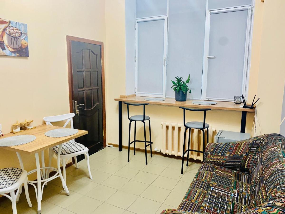 Like Home Rooms Almaty Esterno foto