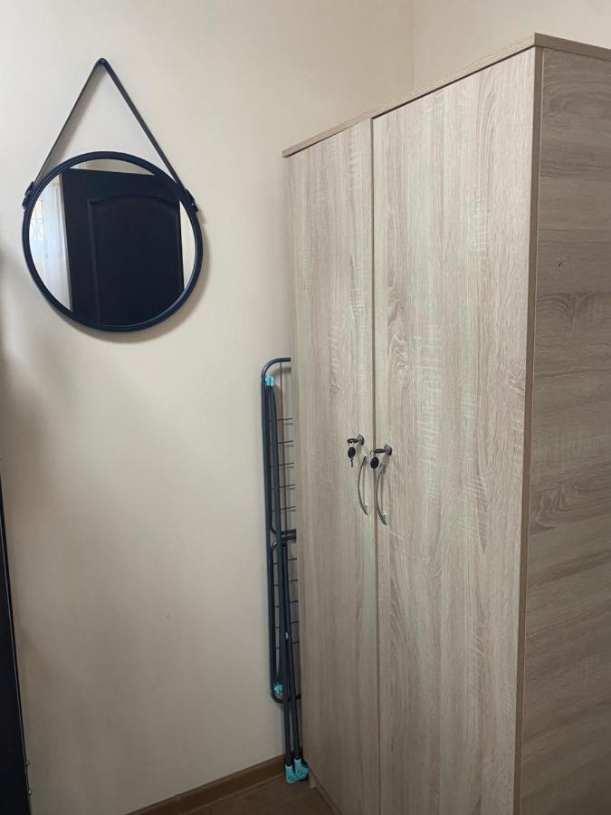 Like Home Rooms Almaty Esterno foto
